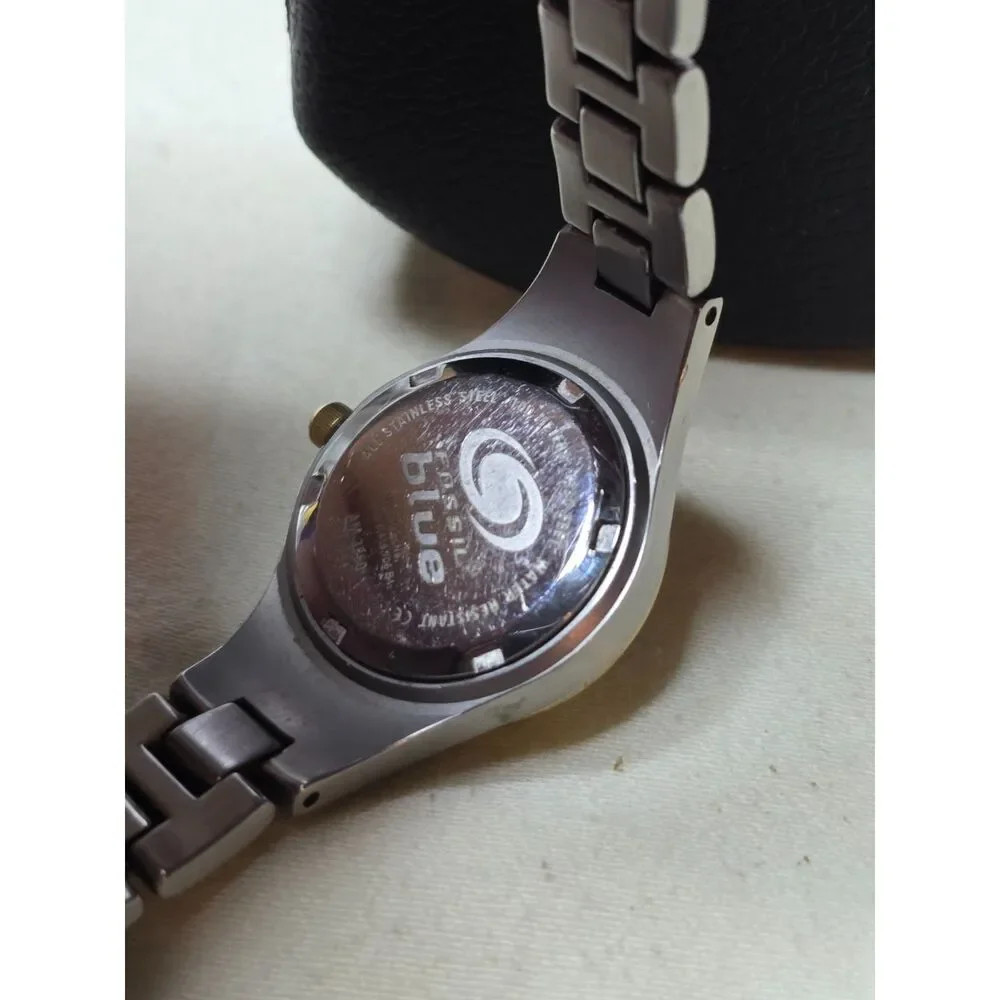 Fossil bundle three